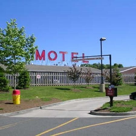 Mayflower Motel Milford Dış mekan fotoğraf